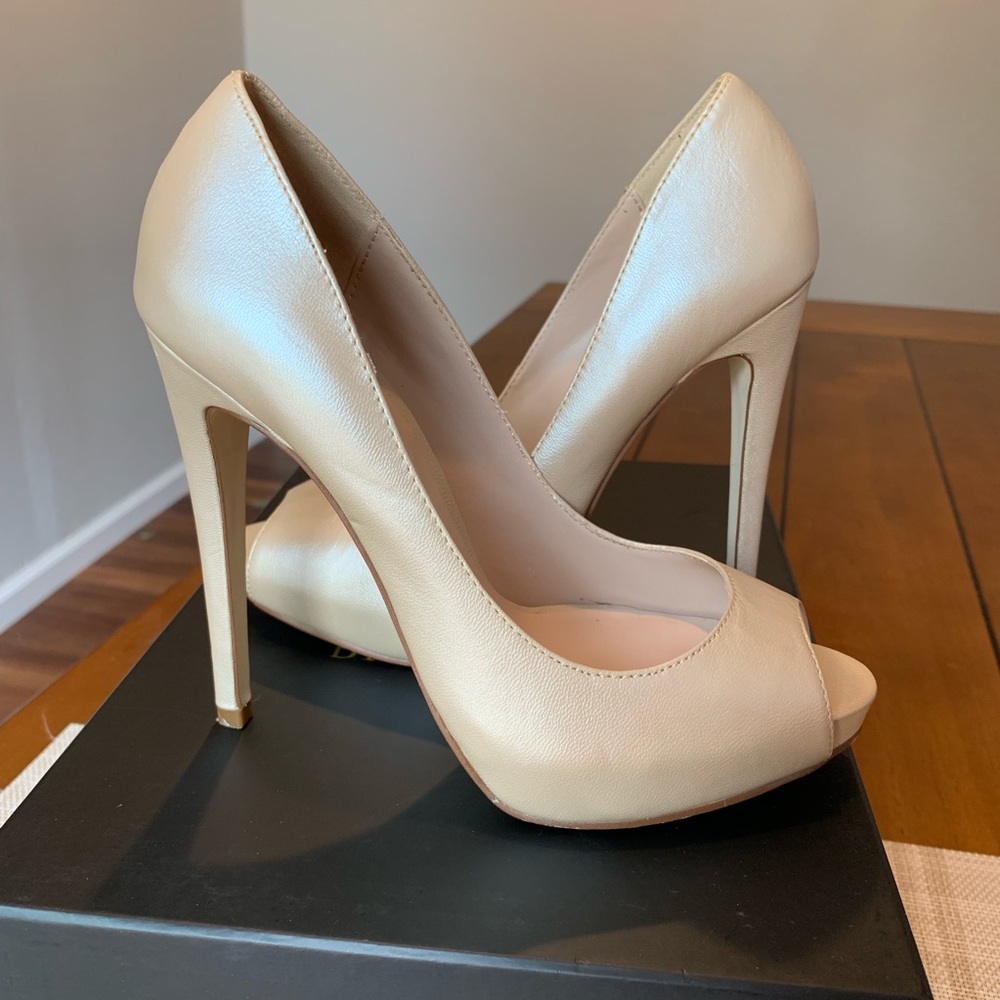 Truth or Dare by Madonna Jabulania Peep Toe Heels